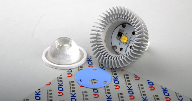 LED light heatsink thermal pads